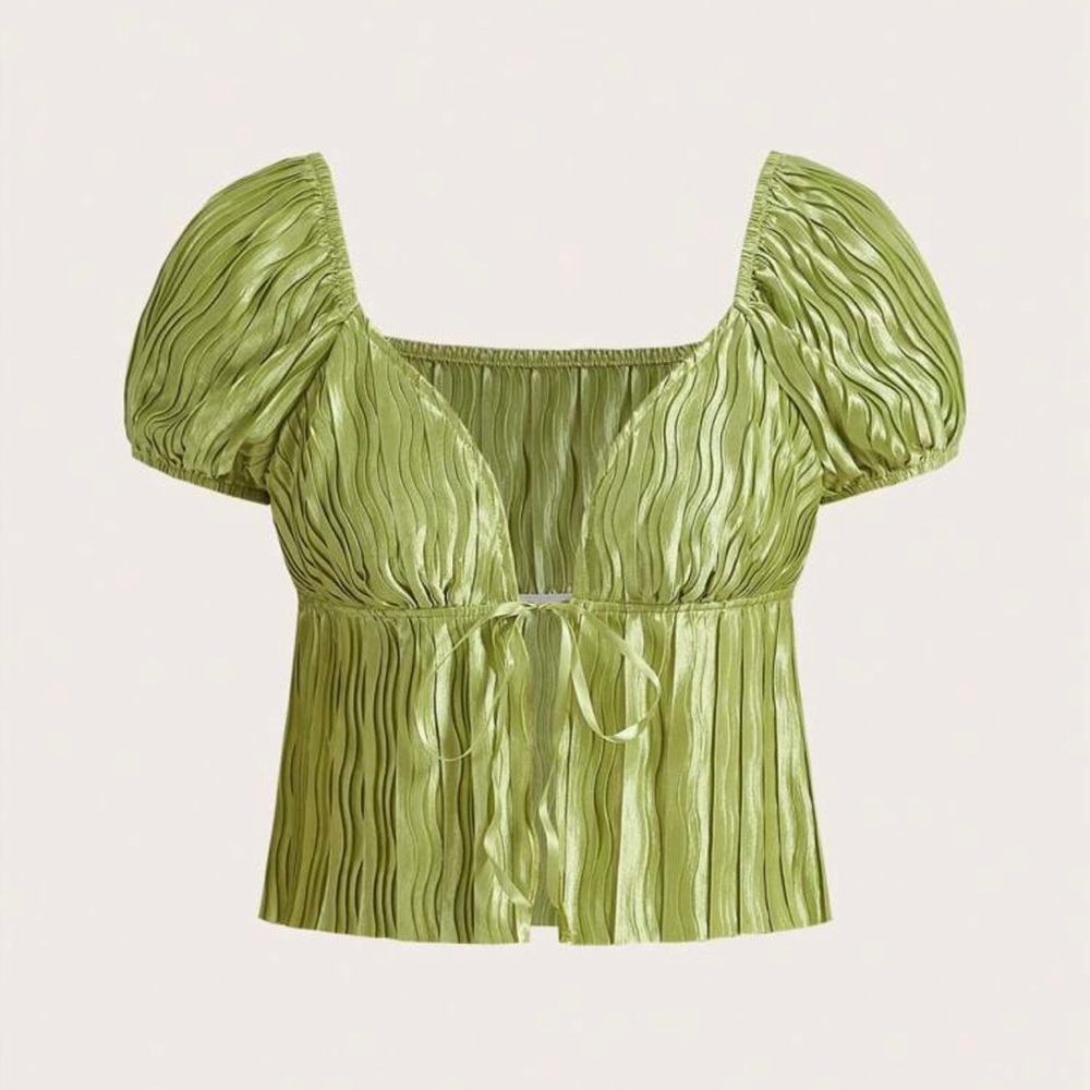Tie Front Puff Sleeve
Peplum Blouse
Lime Green / L(8/10)